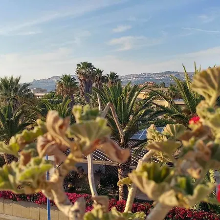 Pensión Oliola San Leone